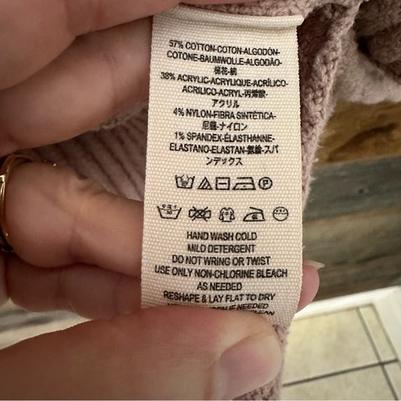 Free People I Can’t Wait Blush Pink Ribbed Oversized Poncho Cropped Sweater XS - Picture 5 of 6